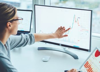 Small businesses open to AI and automation but worry about evolving tech, Visa research finds