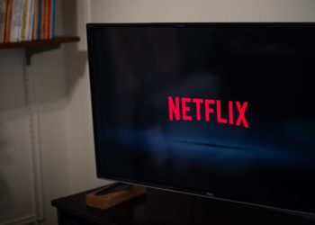 Step Aside, Banks. Tesla and Netflix Earnings Are the Real Tests.