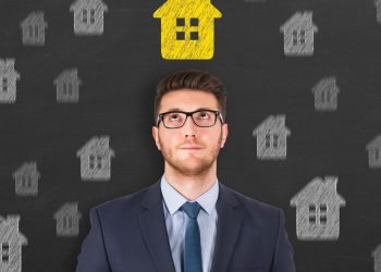 I listed my home 3 weeks ago, but have no offers. I want to cut the price. My agent says no. Who’s right?