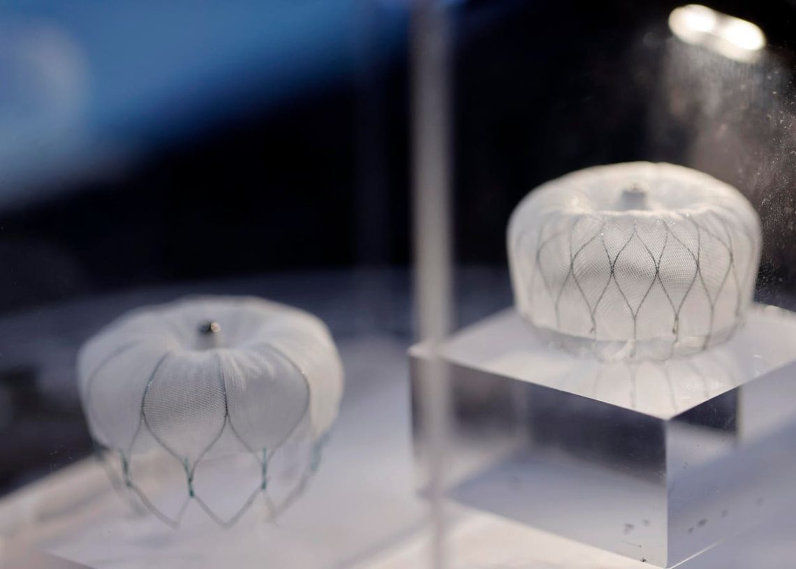 Should You Pick MGM Resorts Over Boston Scientific Stock For Better Returns?