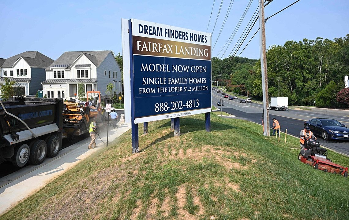 Homebuilder sentiment continues downward spiral amid spike in mortgage rates