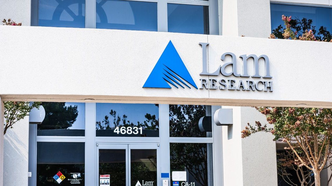 Lam Research earnings top Street view, but outlook virtually in line with consensus