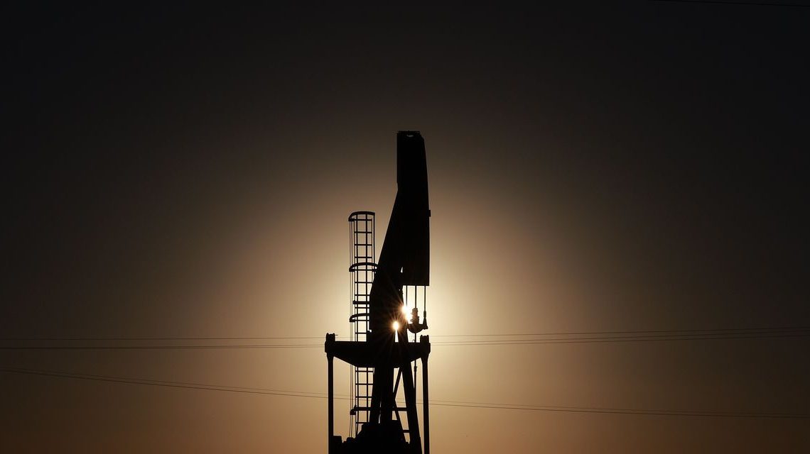 Brent oil ends higher as investors monitor Israel-Hamas war, talks on Venezuela sanctions
