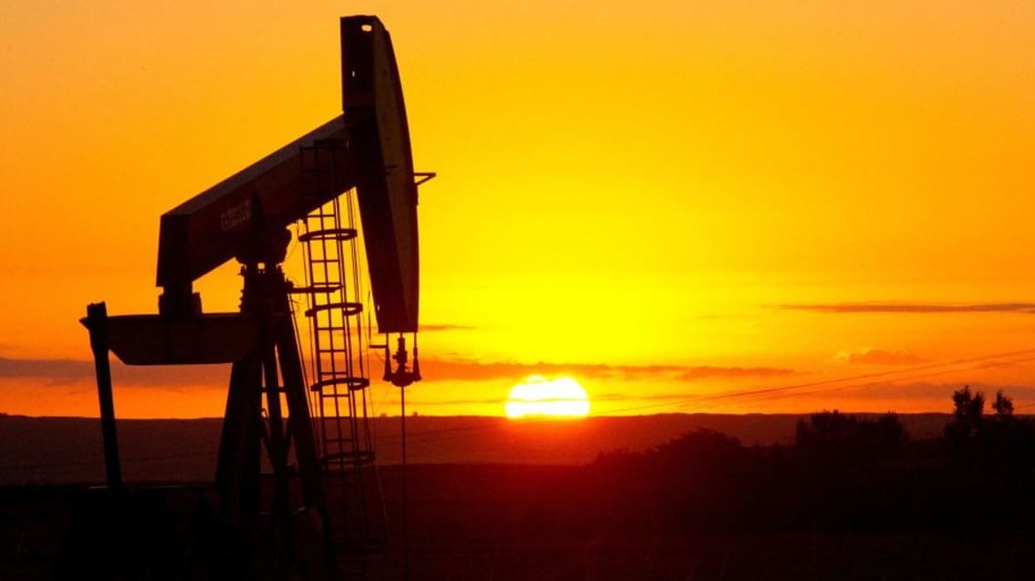 War Weighs on the Markets. What Happened This Week to Oil, Defense Stocks, and Gold.