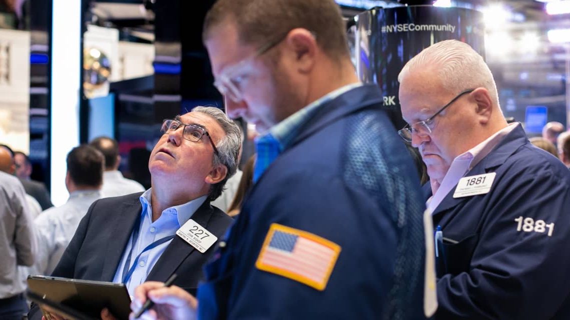 Stocks Poised to Open Higher