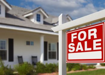 With mortgage rates near 8%, Goldman Sachs expects home prices to fall, then rebound in 2024