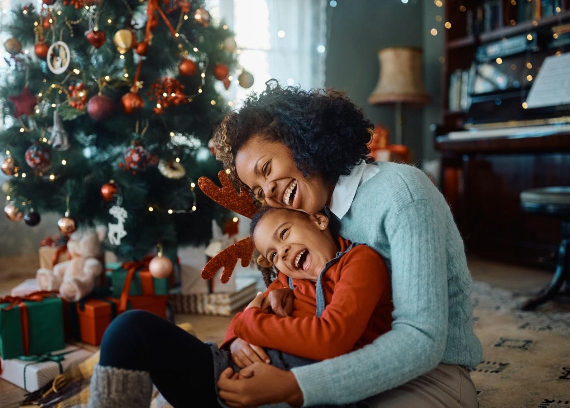 9 Tips And Strategies To Spend Less During The Holidays