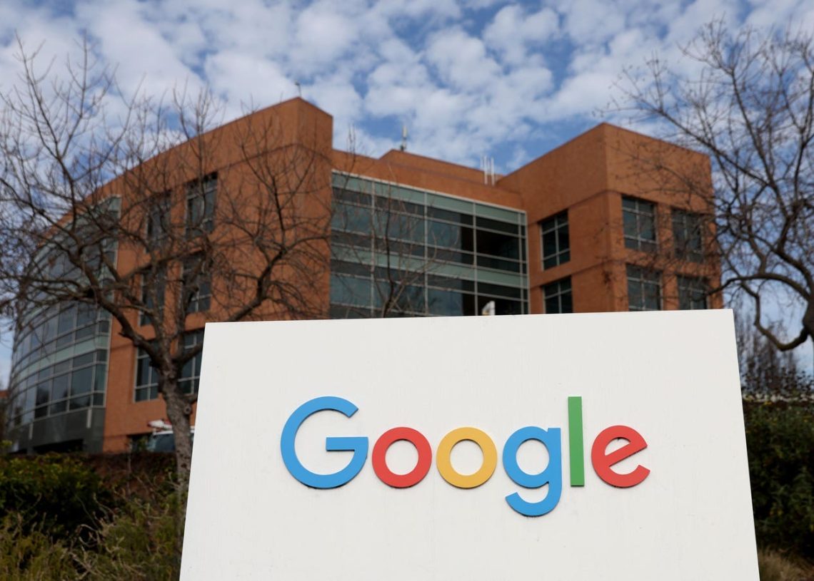 Alphabet Stock Sinks Despite Lofty Earnings