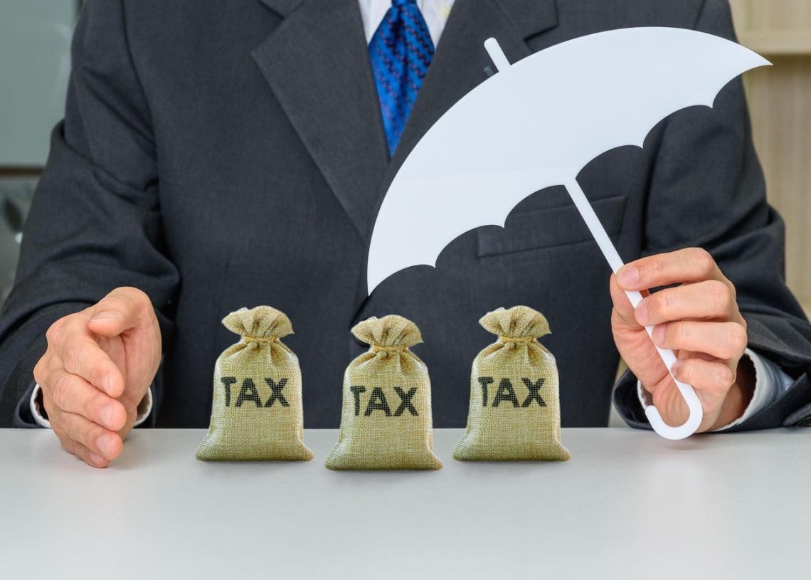 Abusive Captive Tax Shelters Continue To Be Sold Despite IRS Efforts