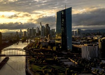 ECB pauses rate hike campaign as recession in Europe looms