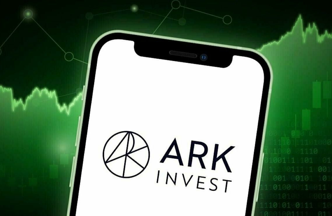 Ark Invest’s Cathie Wood Blames Gary Gensler for Obstructing Proposed Spot Bitcoin ETFs and Not SEC