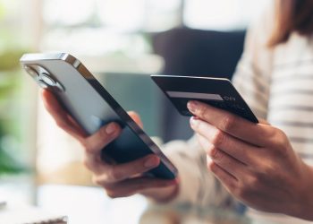 States with the highest credit card debt