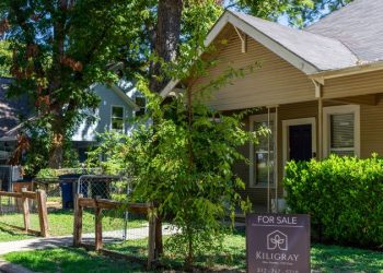 US home prices rose in August for the seventh straight month