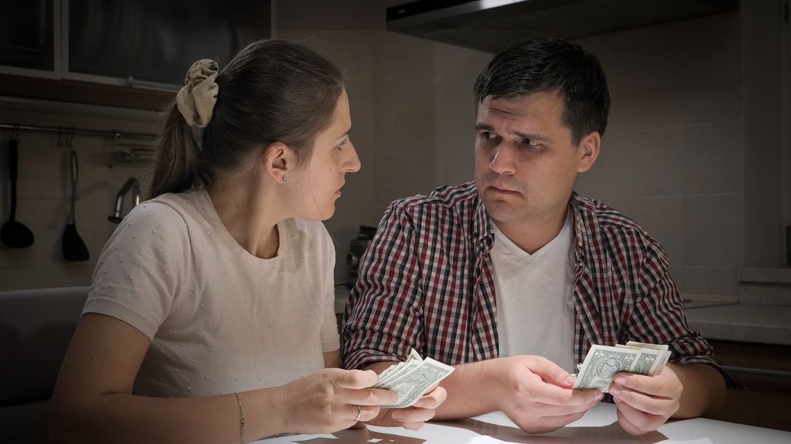 The return of student-loan payments doesn’t seem to have hurt consumer spending. But some low-income borrowers are feeling the pinch.