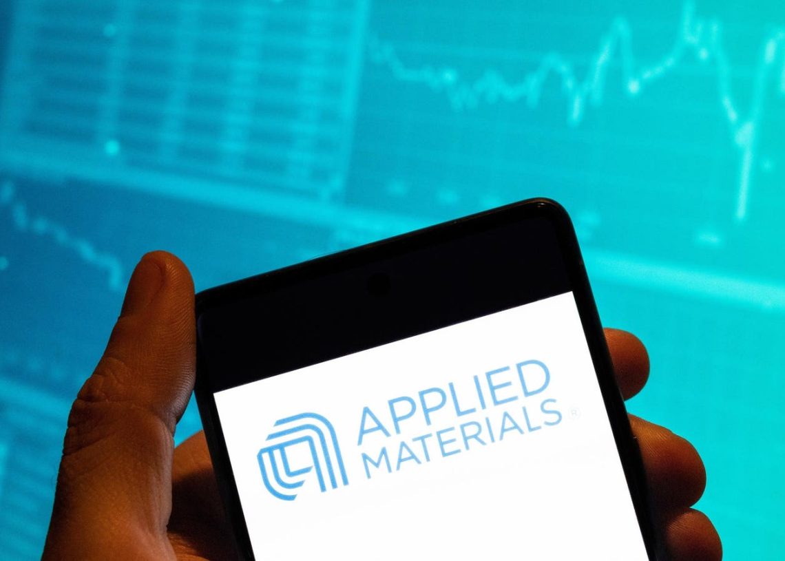 Up 35% This Year, How Will Applied Materials Stock Trend Following Q4 Results?
