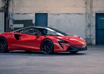 I got to drive the new McLaren Artura supercar—here’s what I learned about myself, cars and…cows