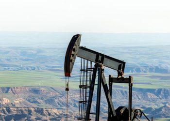 Oil bounces after 2-day drop to nearly 4-month lows