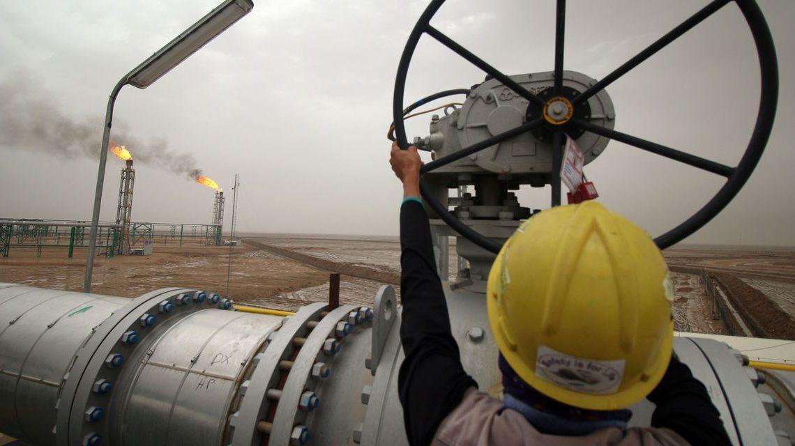 Oil prices post third straight session gain to settle at their highest in a week