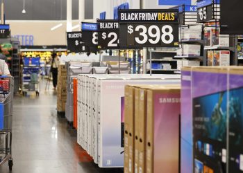 Walmart’s shareholders may have anticipated today’s selloff — if they’d been watching its bonds