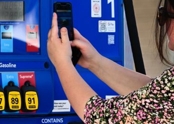 Oil Prices Fall for 4th Straight Week. A Rebound May Be Coming.