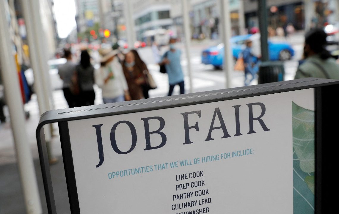 US weekly jobless claims fall; labor market still slowing