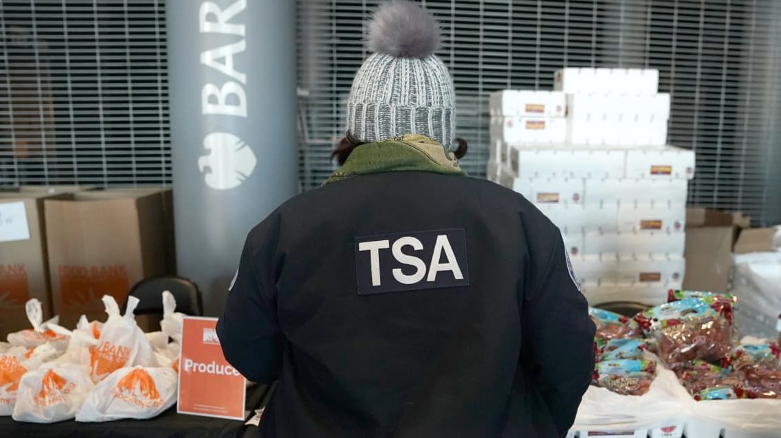 Flying with food this Thanksgiving? Here are the rules, according to the TSA.