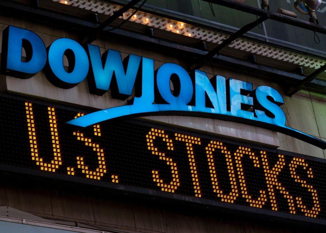 Dow Jones Underperformers: Cisco, Walmart, Chevron, Walgreens