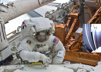 A former astronaut’s lessons on life’s challenges and leadership — and dealing with mistakes