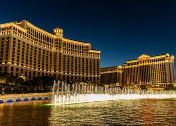 Another labor deal averts strike at eight more Vegas casinos