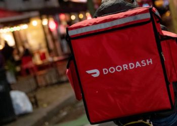 DoorDash is testing warnings about bad service if you don’t tip your driver