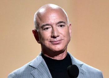 Jeff Bezos engineered Amazon’s shift toward irrelevant ads, newly unredacted FTC lawsuit alleges