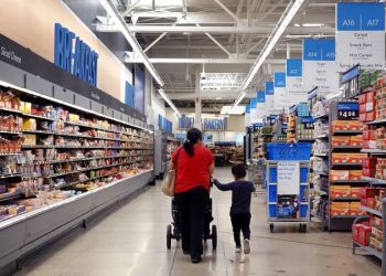 Walmart is making noticeable changes in every store for morning shoppers. Here’s why