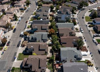 Mortgage rates plunge by largest amount in a year