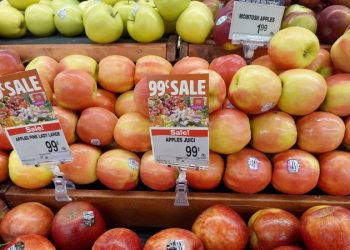 October is prime apple season. Why did prices plunge?