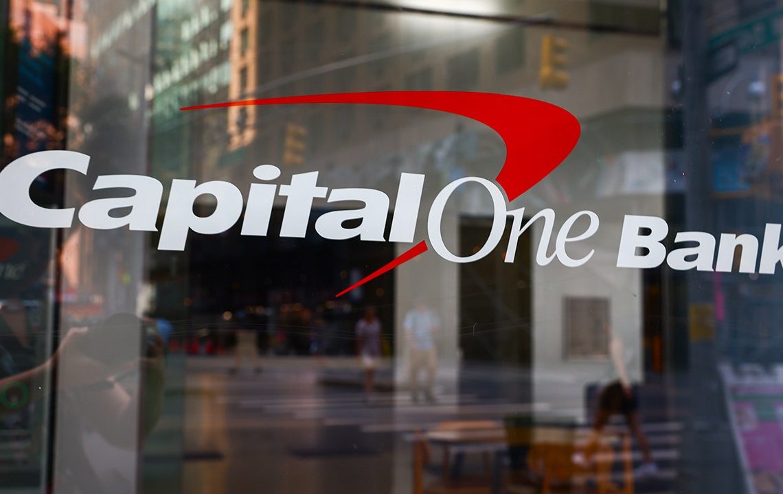 Capital One outage day 2: Thousands are still not getting payments