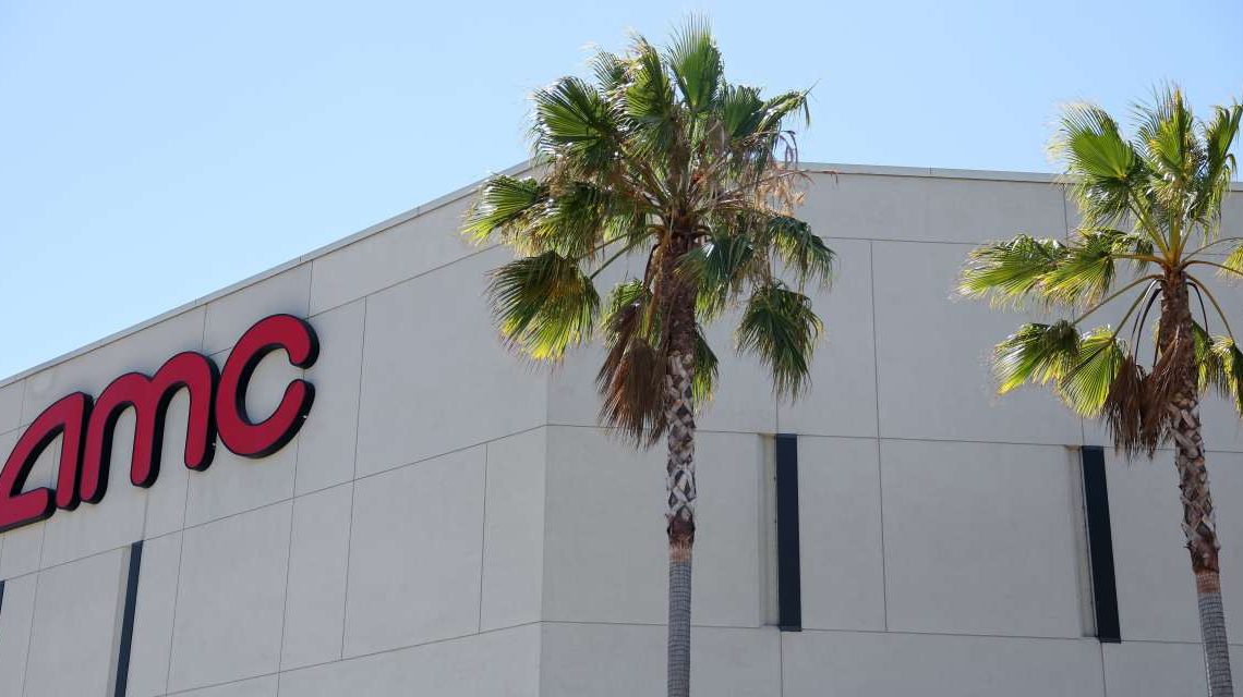 AMC’s most liquid bond is rallying following the movie-theater chain’s fourth-quarter results