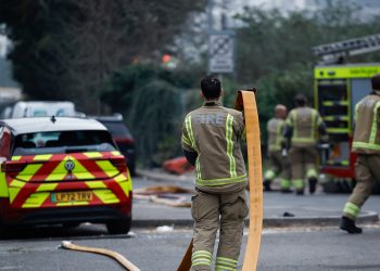 UK orders investigation after Heathrow airport shutdown