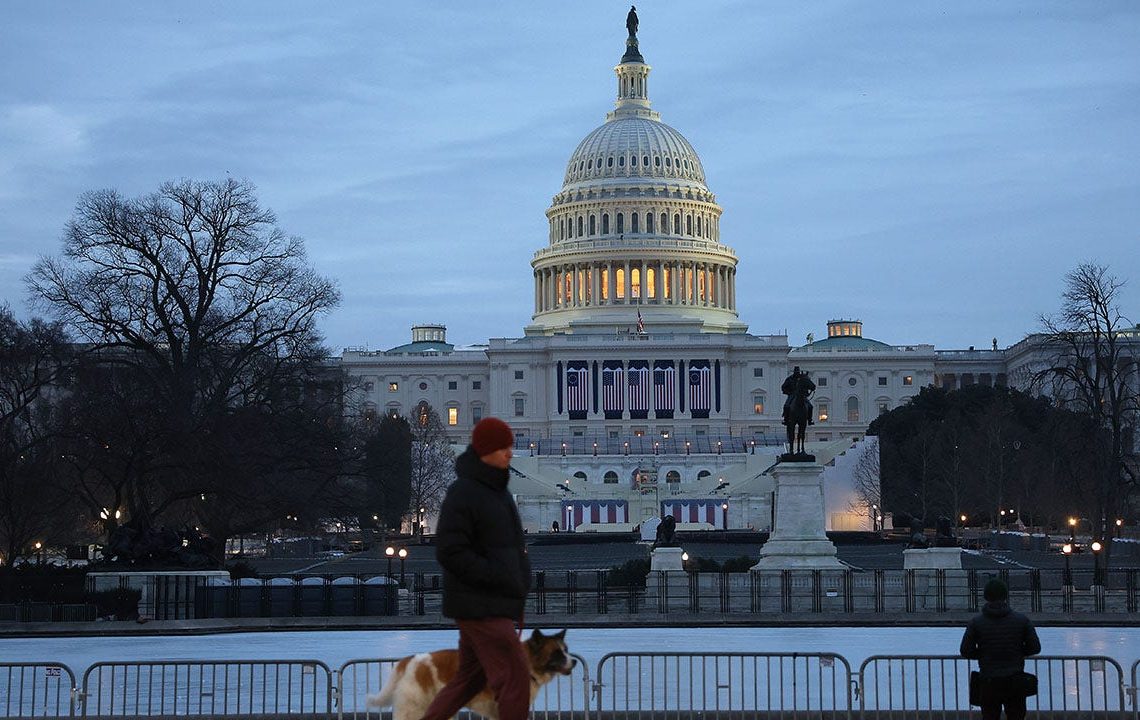 44% of restaurant owners in Washington, DC fear they may have to close in 2025