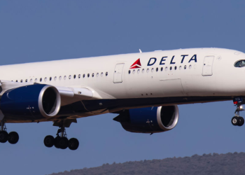 Delta Air Lines offering pay increase to employees for fourth consecutive year: ‘Invest in our people’