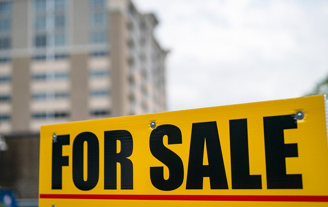 Mortgage rates fall for 2nd straight week, Freddie Mac says