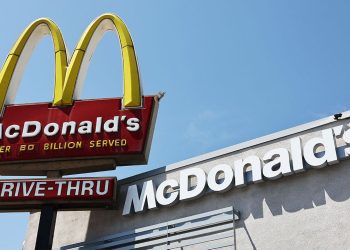 McDonald’s extending hours at most US locations this summer amid hiring surge