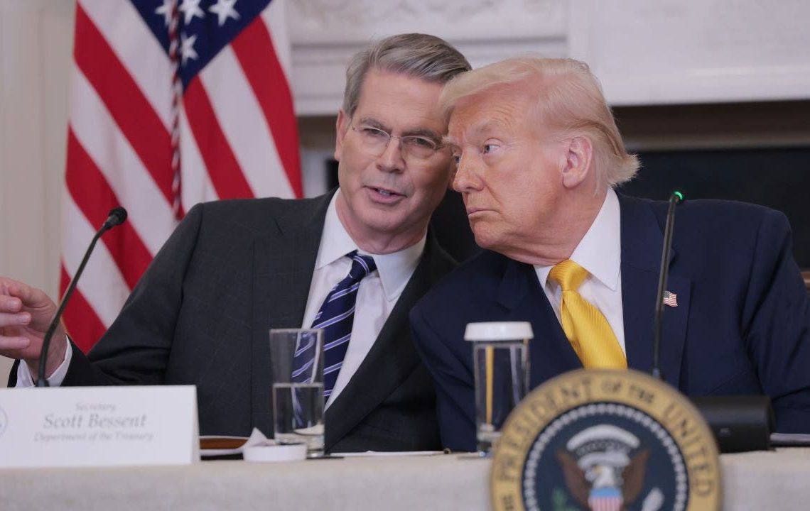 White House pushes back on ‘remarkably low’ GDP forecasts for Trump-GOP tax bill