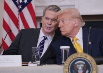 White House pushes back on ‘remarkably low’ GDP forecasts for Trump-GOP tax bill