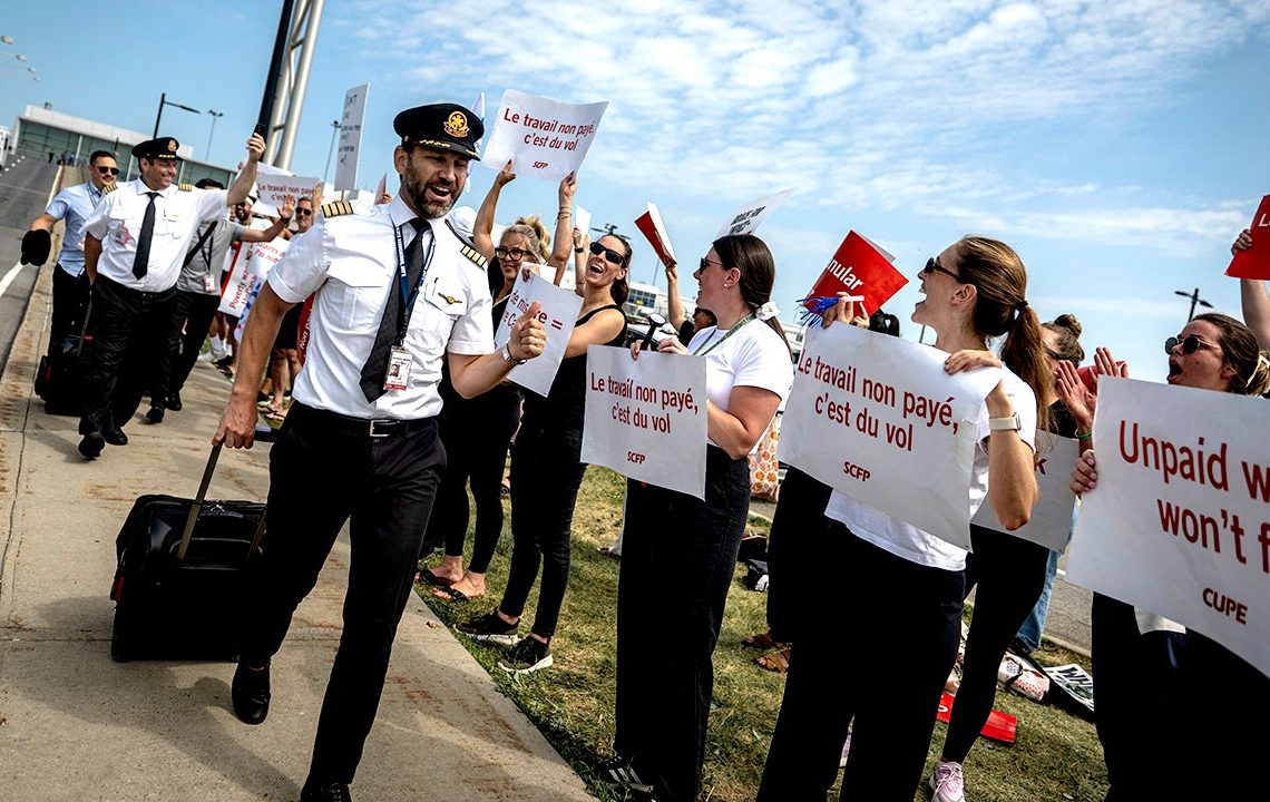 Air Canada reaches tentative deal with flight attendants, to resume operations