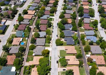 Homeowners’ wealth may be shrinking as price gains lag inflation