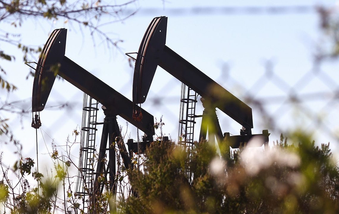 California trying to keep oil and gas firms from leaving the state