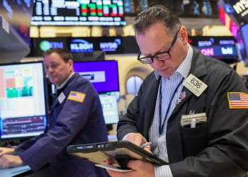 Jeffrey Gundlach says cracks forming in America’s multitrillion-dollar private credit market