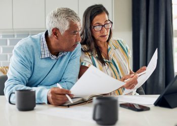 Middle-income Americans pessimistic about their financial future amid persistent inflation, analysis shows