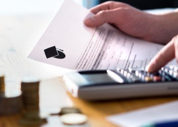 Trump admin starts sending notices to student loan borrowers in default ahead of wage garnishment