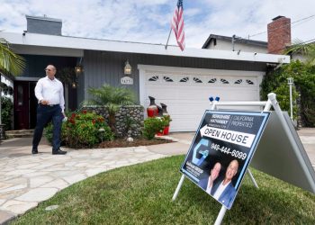 Mortgage rates fall as Iran ceasefire eases market tensions